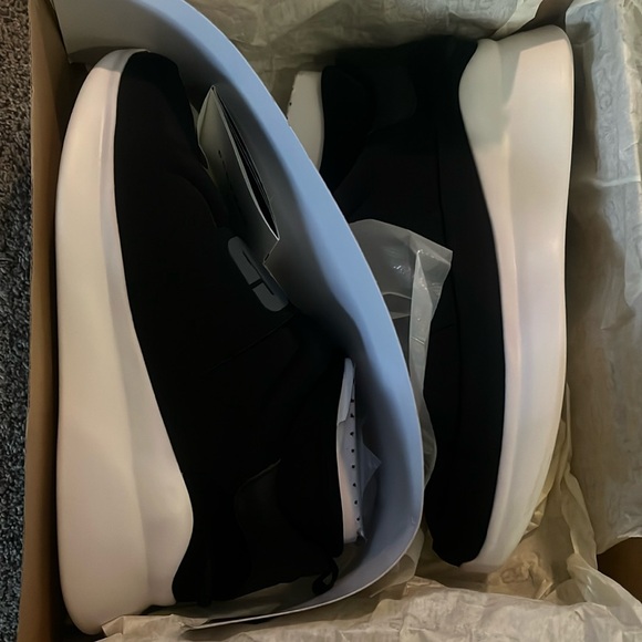 Ugg sneaker boots - Picture 6 of 7